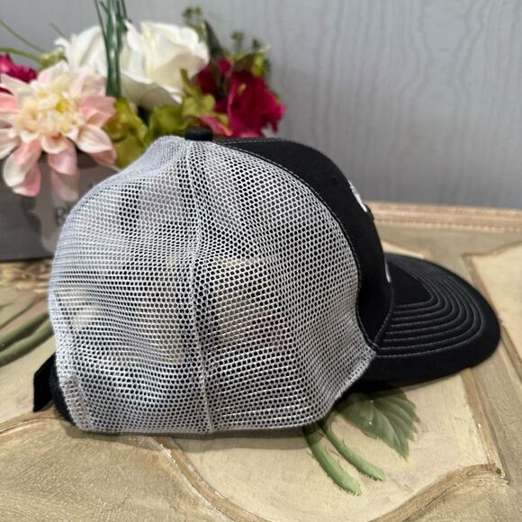 Falcon Custom Choppers Adjustable Mesh Trucker Cap Hat Skull Black Unisex NWOT - Picture 6 of 13